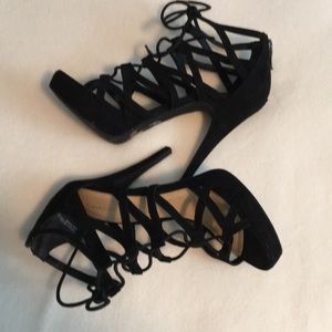 Chinese Laundry 5” suede heels